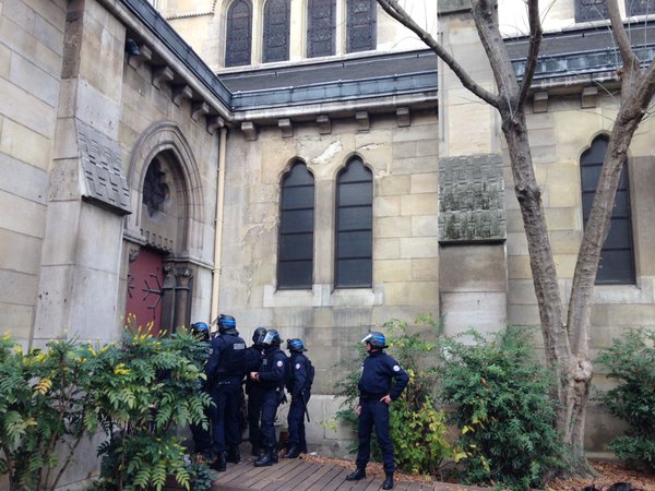 UPDATE ATAC TERORIST Paris | Stare de alertă la Paris. Un nou incident armat la granița cu Belgia | FOTO & VIDEO