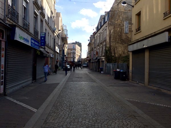 UPDATE ATAC TERORIST Paris | Stare de alertă la Paris. Un nou incident armat la granița cu Belgia | FOTO & VIDEO