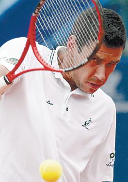 3758-91688-hanescu.jpg