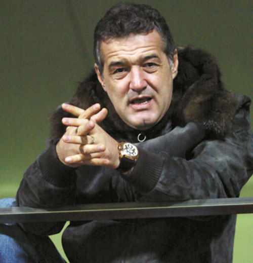 3766-93499-becali.jpg