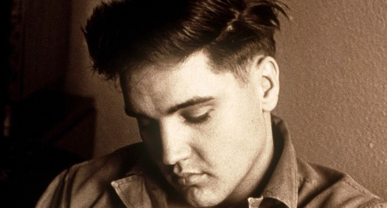0-97009-elvis2.jpg