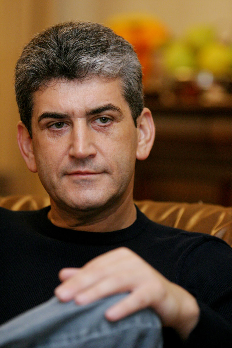 0-97394-oprea_gabriel2.jpg