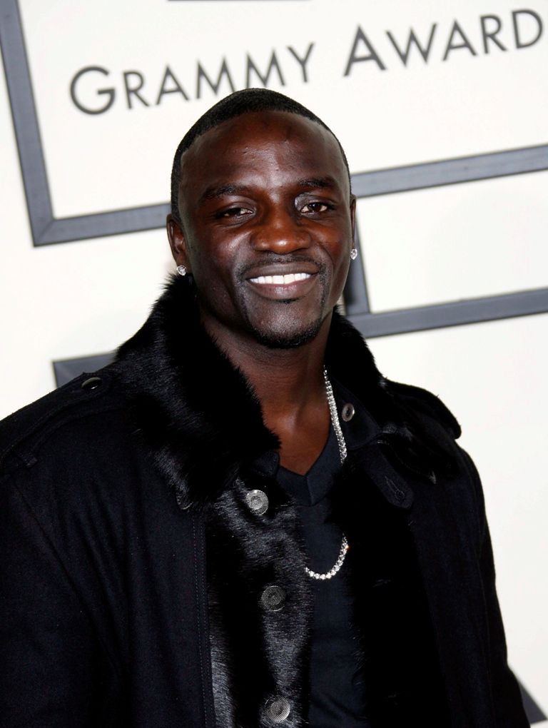 0-103532-akon.jpg