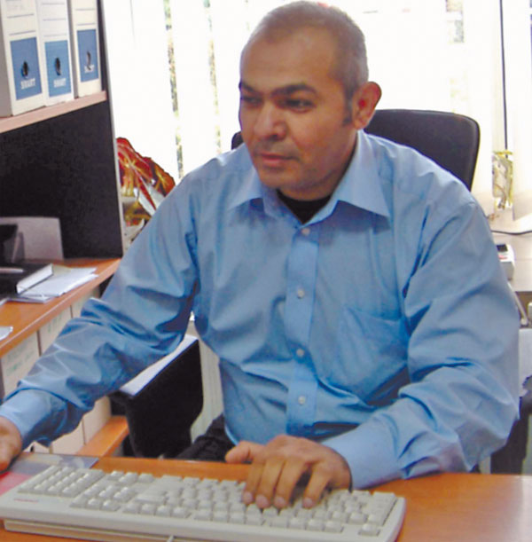 3812-105265-lautar1.jpg