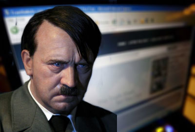 0-111578-hitlerinternet.jpg