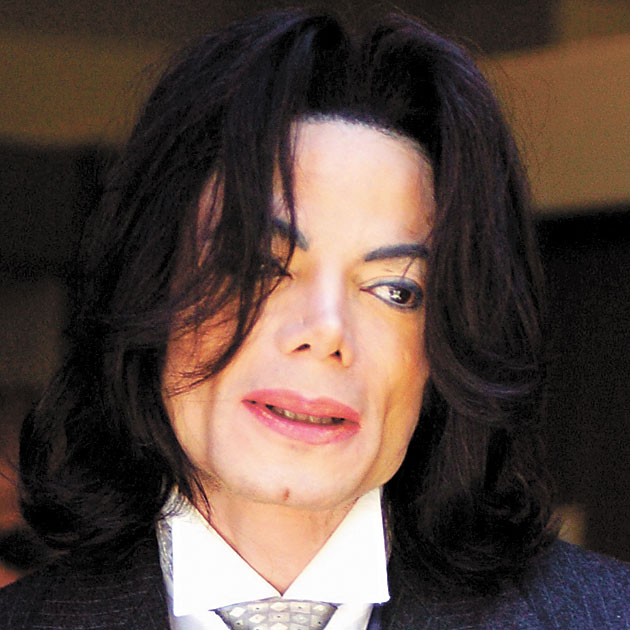 3848-112439-32vdtmichaeljackson.jpg