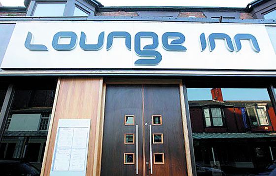 3864-115701-15loungeinnliverpool.jpg