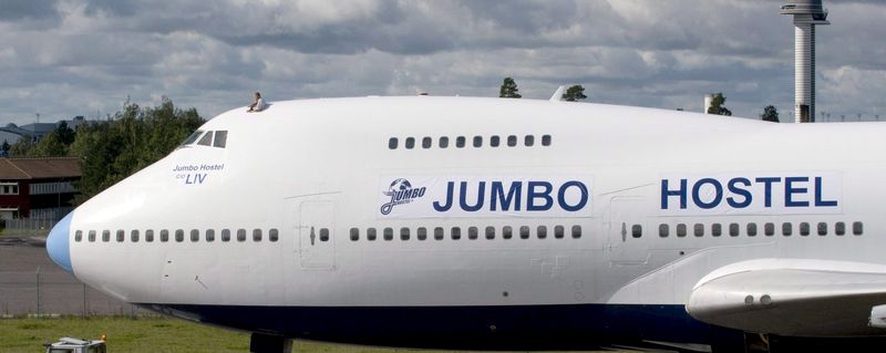 0-116408-jumbohostel.jpg