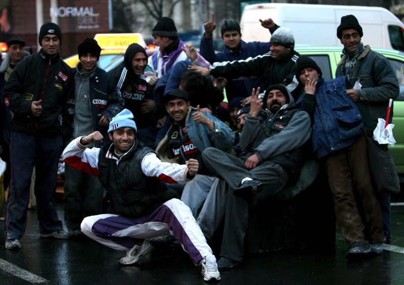 0-117360-romani.jpg