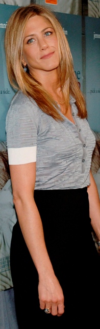 0-121972-jen_aniston_crop.jpg