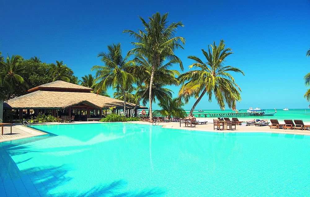 3866-116080-29maldiveshutterstock_713966.jpg