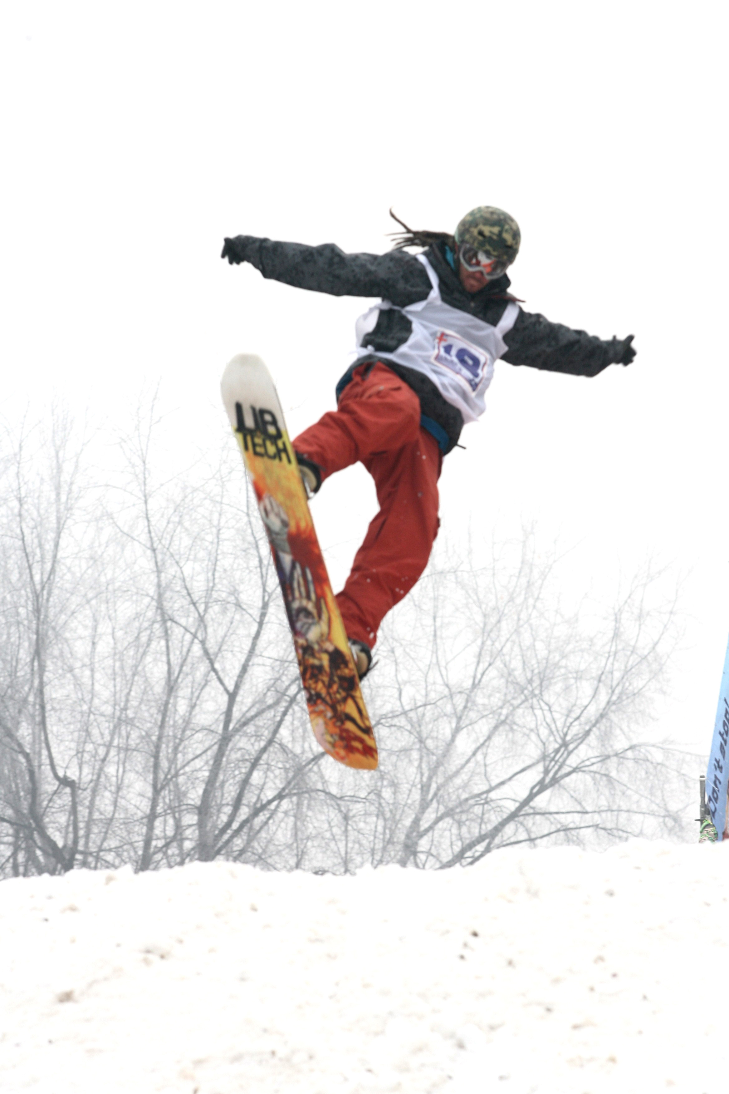 0-123660-snowboard2.jpg