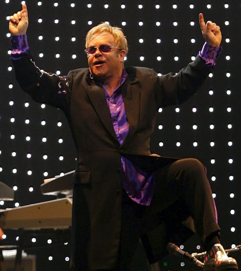 0-123762-elton.jpg