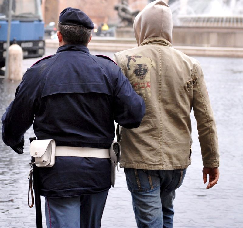 0-127300-police.jpg
