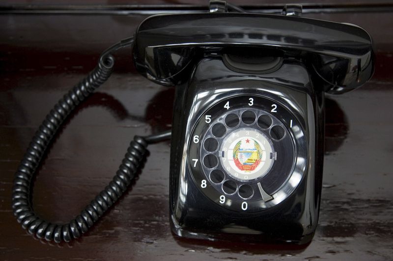 0-127867-tel.jpg