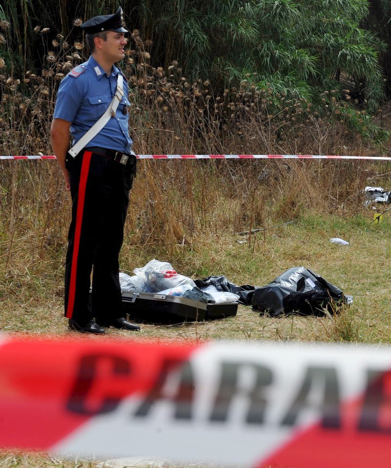 0-128117-carabinieri4.jpg