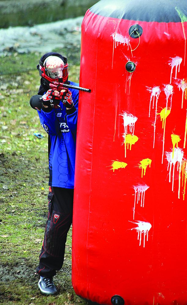 3910-125631-16paintball.jpg