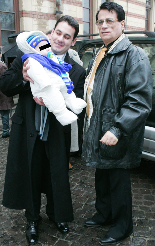 0-133660-dolanescu3.jpg