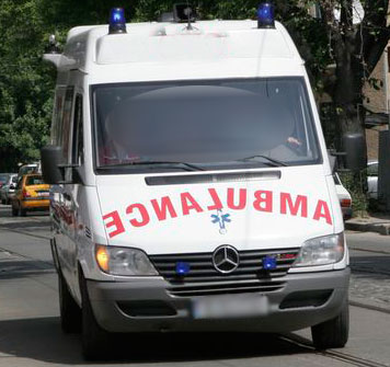 0-135024-ambulabtablur.jpg