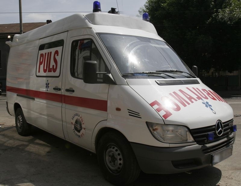 0-135151-ambu.jpg