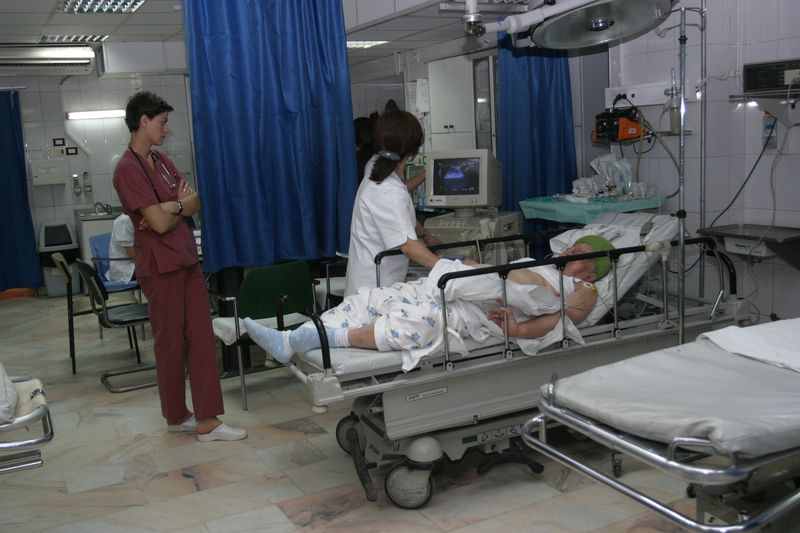 0-136291-batranaspital.jpg