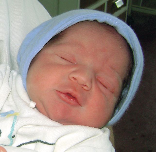 3932-129982-bebe.jpg