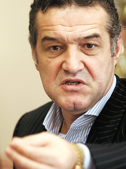 3939-131062-becali.jpg