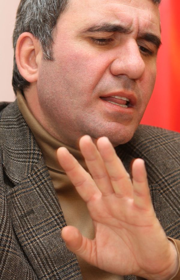 0-136525-hagi.jpg