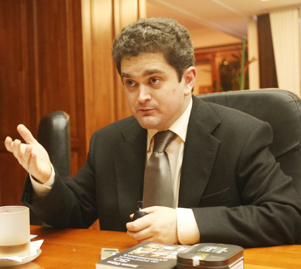 0-137541-pal.jpg