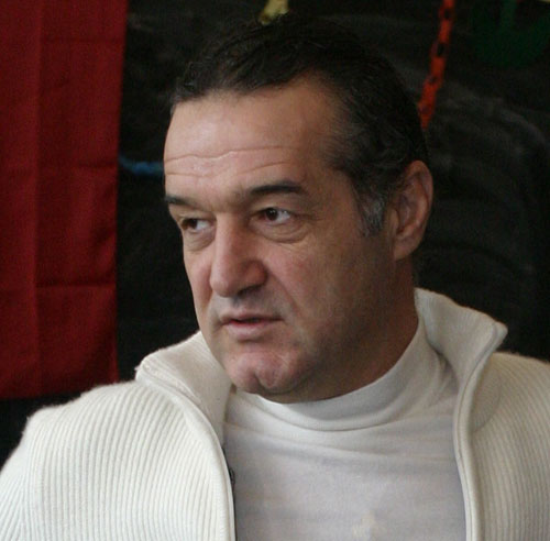 0-137558-becali_gigi.jpg