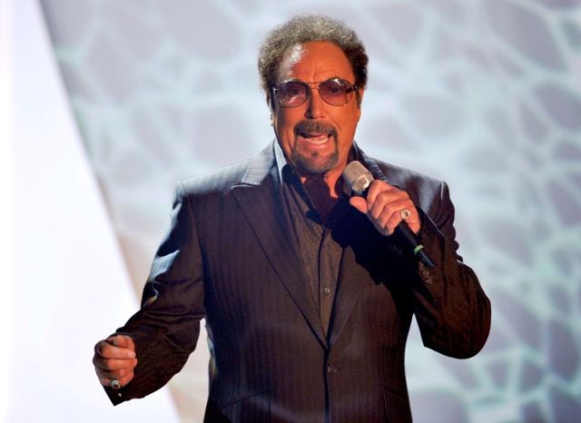0-141688-tomjones.jpg