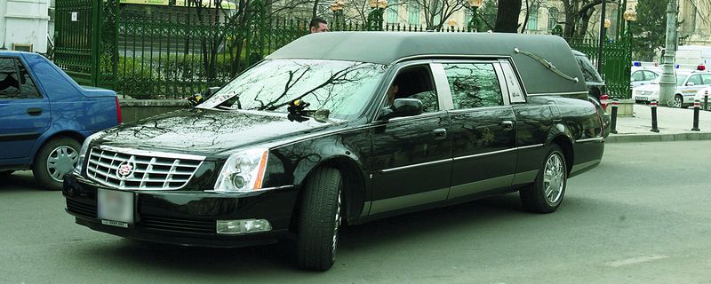 3976-139987-cadilac.jpg