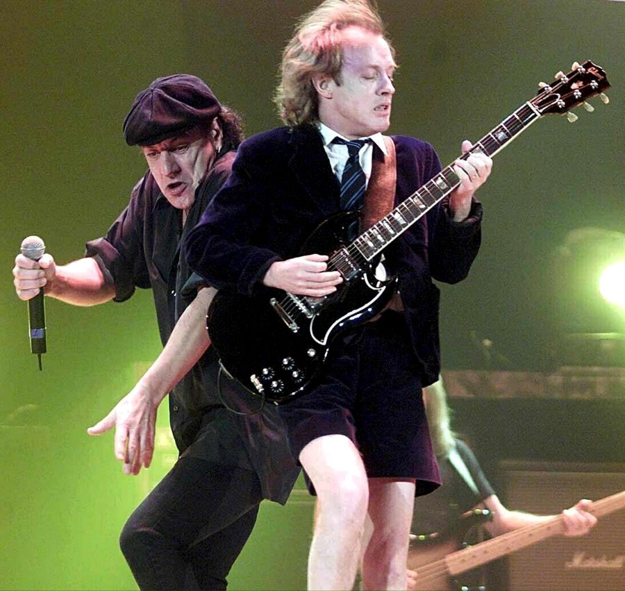3977-140124-acdc.jpg