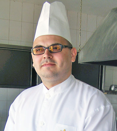 3980-140948-bucatarsef.jpg