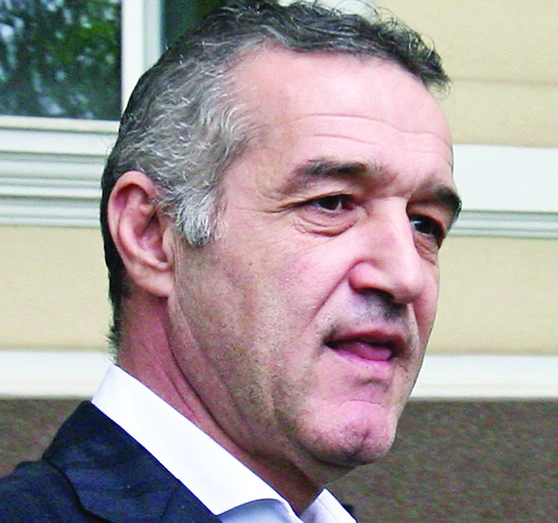 3989-143261-becali2.jpg