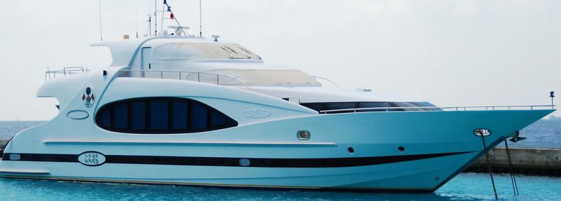 0-143573-yacht.jpg