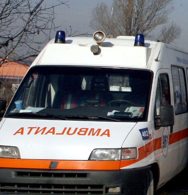0-146038-ambulanta.jpg