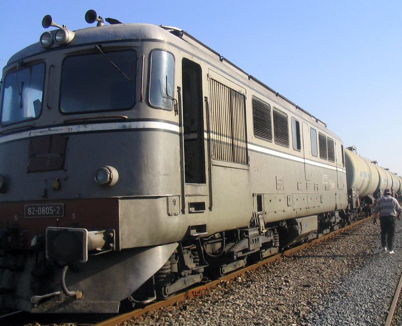 0-147610-tren.jpg
