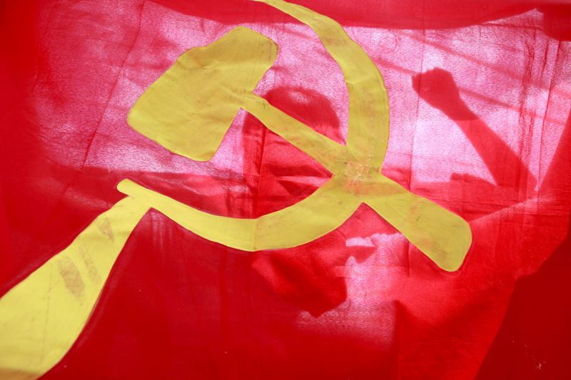 0-148620-comunism.jpg