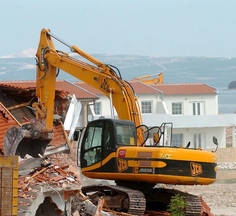 0-148903-excavator.jpg
