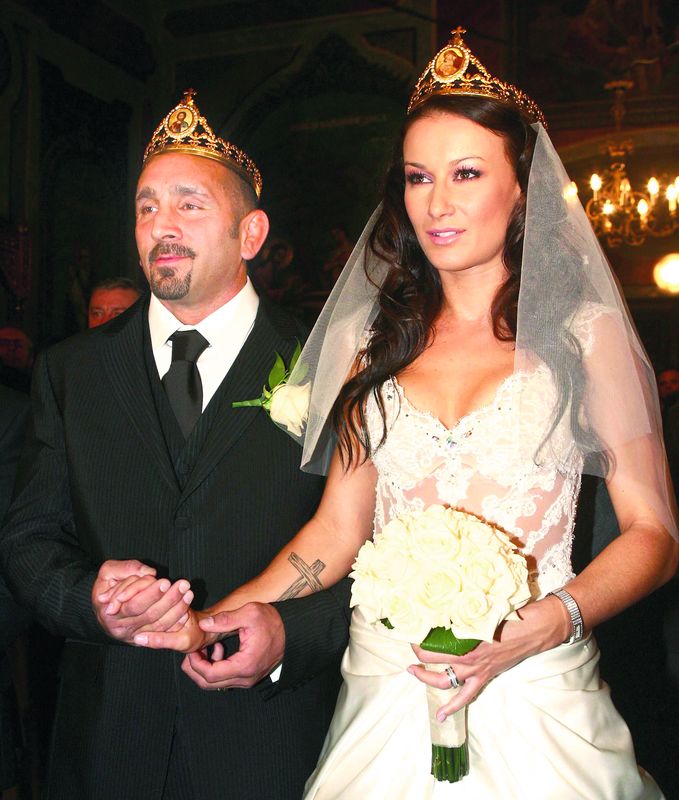 3993-144177-raluca.jpg