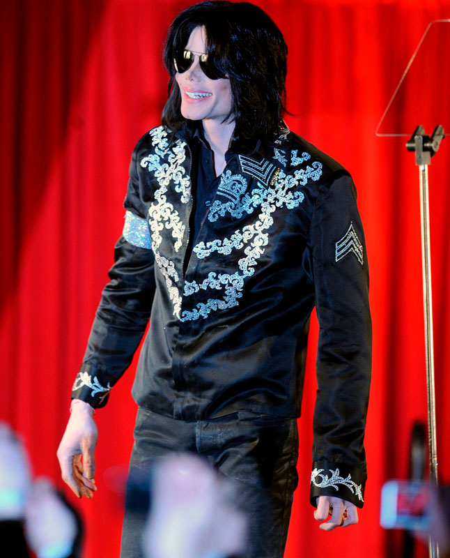 4010-148210-michaeljackson.jpg