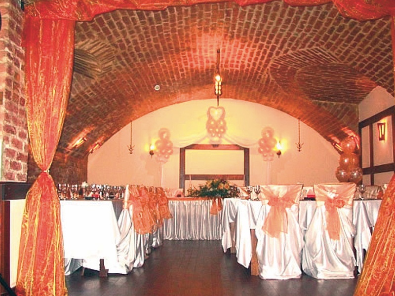 4010-148295-tatoli.jpg