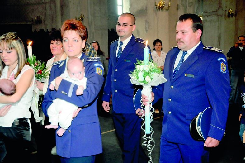 4021-150974-botez.jpg 4021-150974-botez.jpg