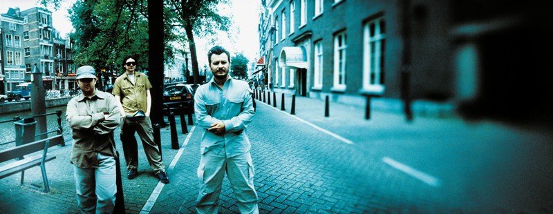 0-151040-manicstreetpreachers_ml_02.jpg