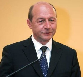 0-151872-basescu.jpg