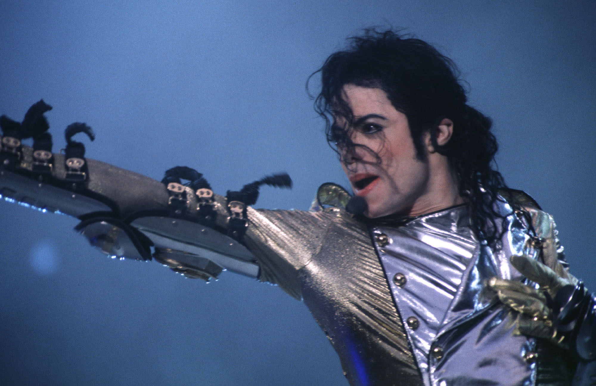0-157814-mj1997.jpg