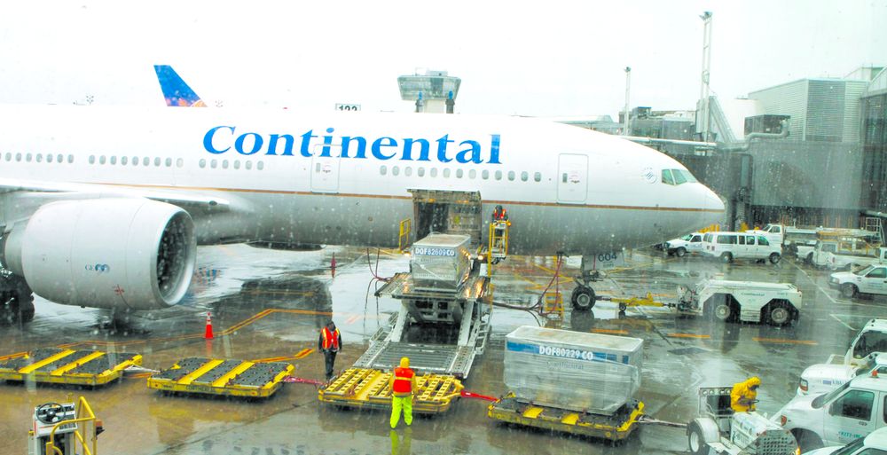 4040-155915-32continental3587417_afp__mediafax.jpg