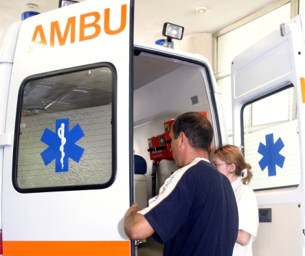 0-161303-ambulanta.jpg