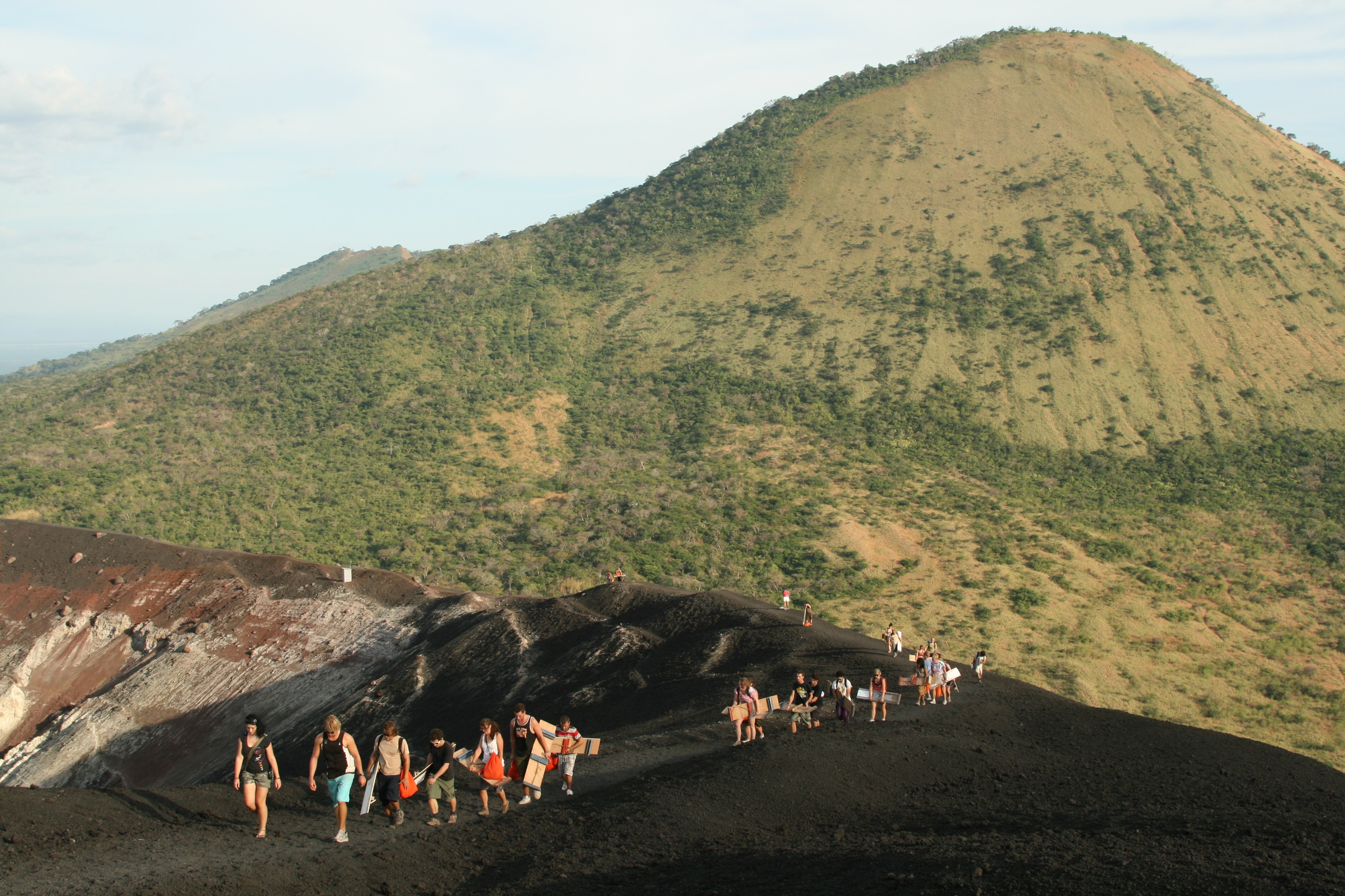 0-161505-bm_volcano_efg4281_16.jpg